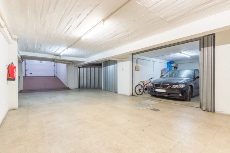 Apartamento T4 para Venda em Seixal, Arrentela e Aldeia de Paio Pires Foto 29