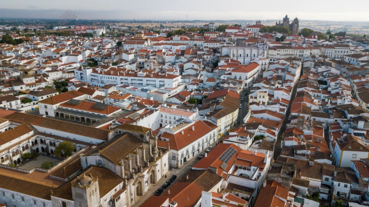Apartamento T2 para Venda em Évora (São Mamede, Sé, São Pedro e Santo Antão) Foto 21