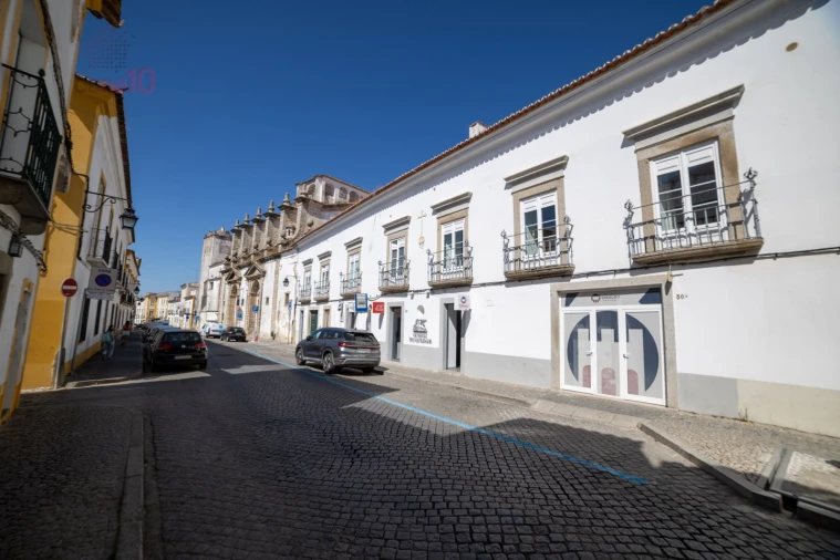 Apartamento T2 para Venda em Évora (São Mamede, Sé, São Pedro e Santo Antão) Foto 2