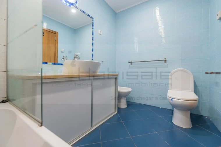 Moradia T4 para Venda em Pontinha e Famões Foto 30