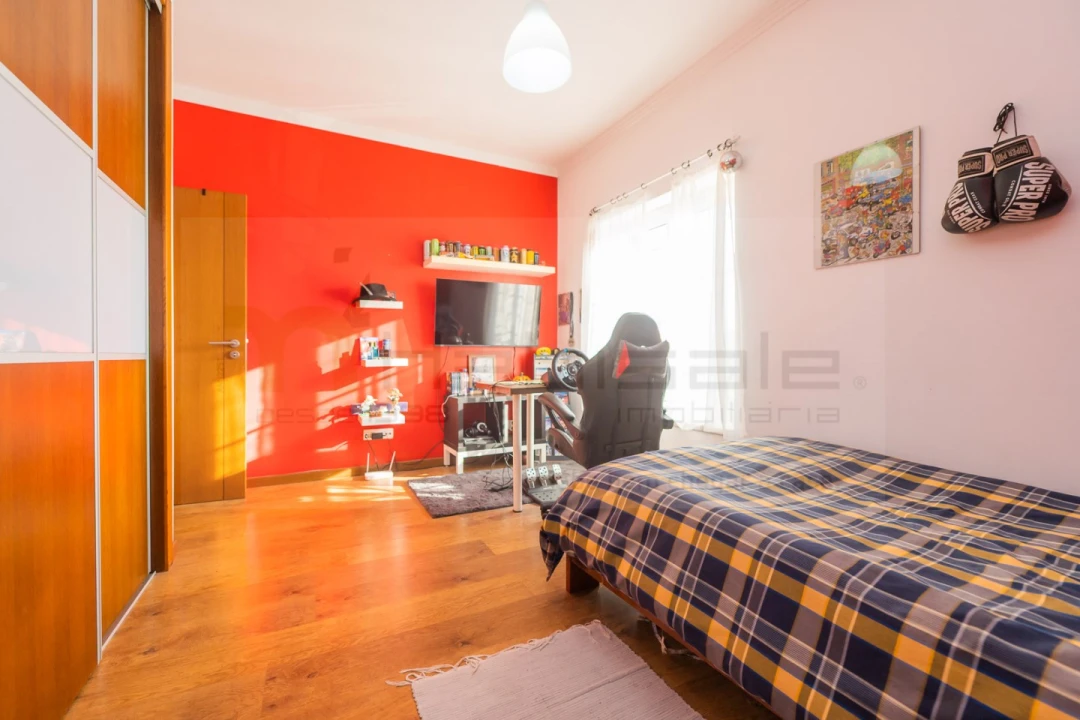 Moradia T4 para Venda em Ramada e Caneças Foto 32