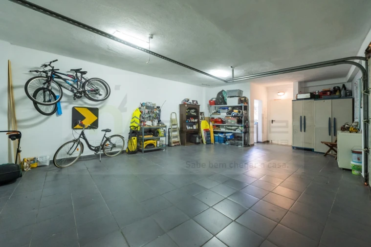 Moradia T4 para Venda em Ramada e Caneças Foto 43