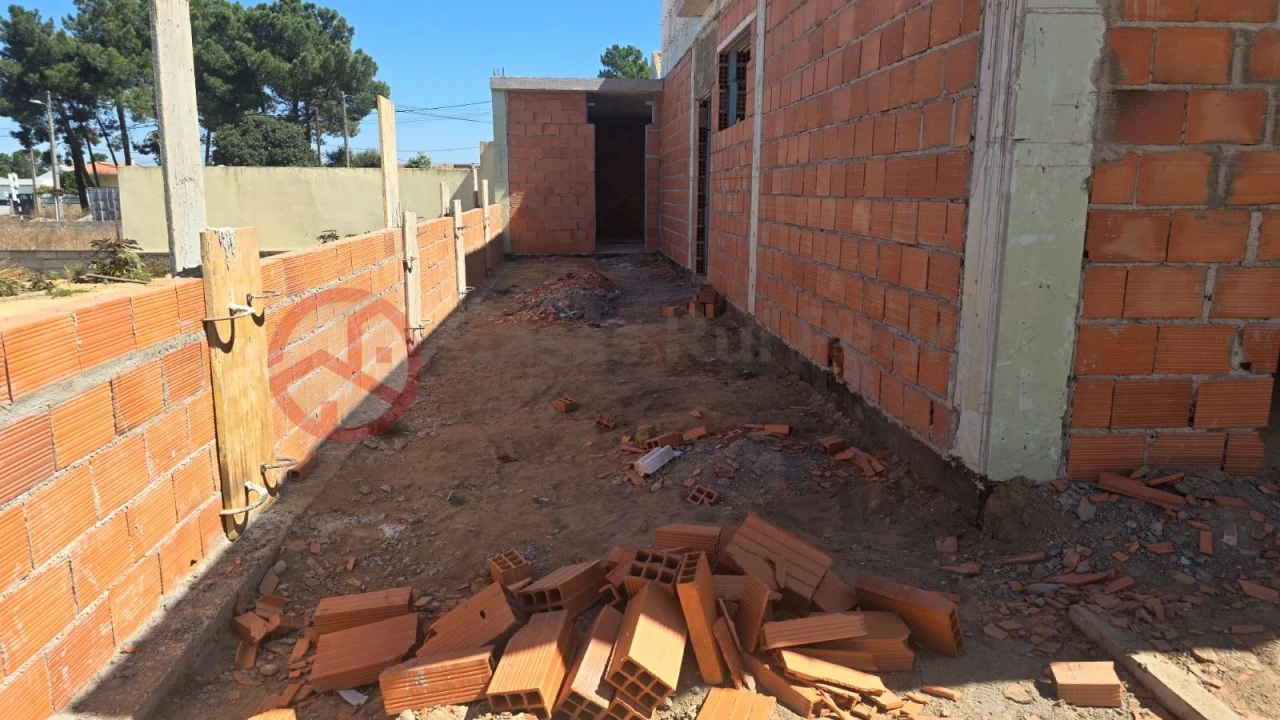 Moradia T3 para Venda em Fernao Ferro Foto 23