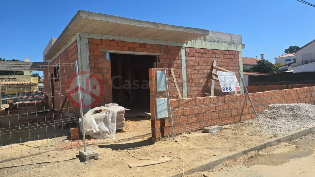 Moradia T3 para Venda em Fernao Ferro Foto 28