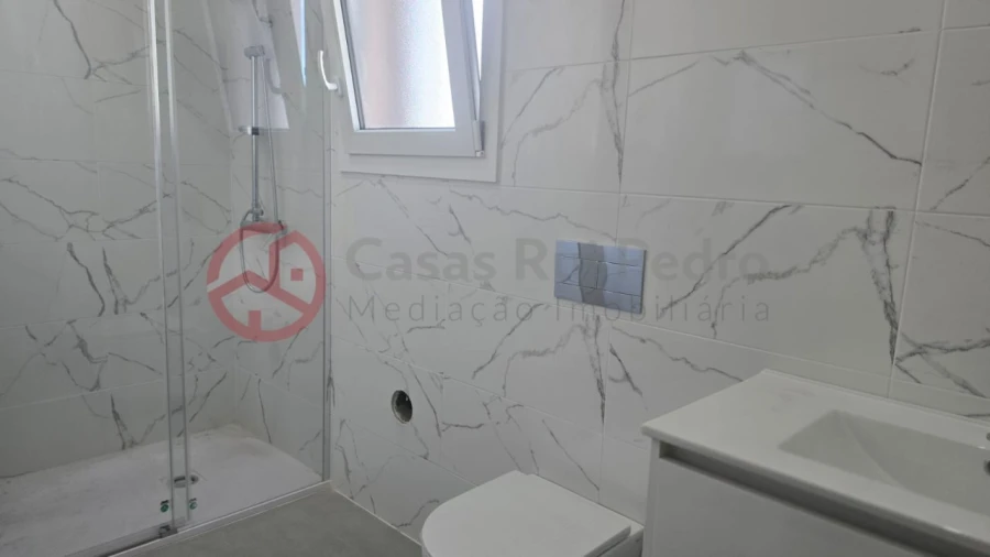 Moradia T3 para Venda em Fernao Ferro Foto 11