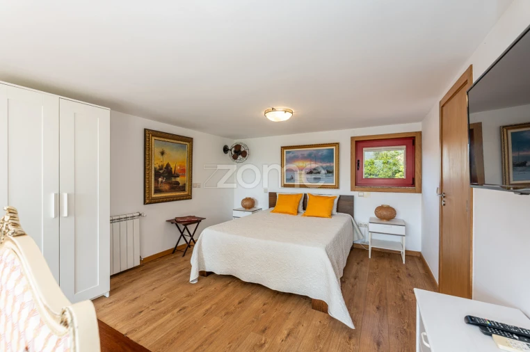 Moradia T6 para Venda em Vilar da Veiga Foto 25