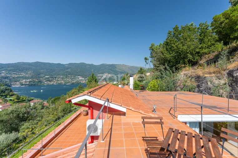 Moradia T6 para Venda em Vilar da Veiga Foto 36