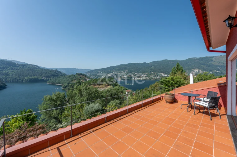 Moradia T6 para Venda em Vilar da Veiga Foto 74