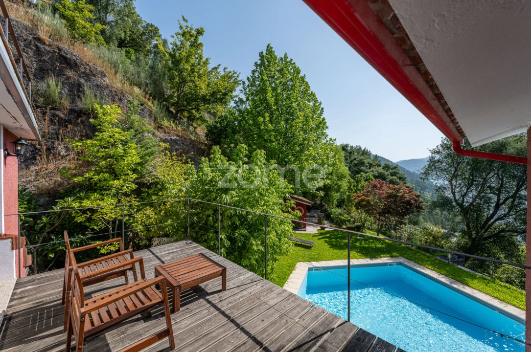 Moradia T6 para Venda em Vilar da Veiga Foto 32