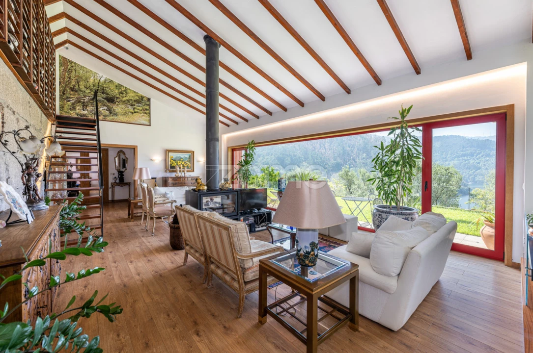 Moradia T6 para Venda em Vilar da Veiga Foto 15