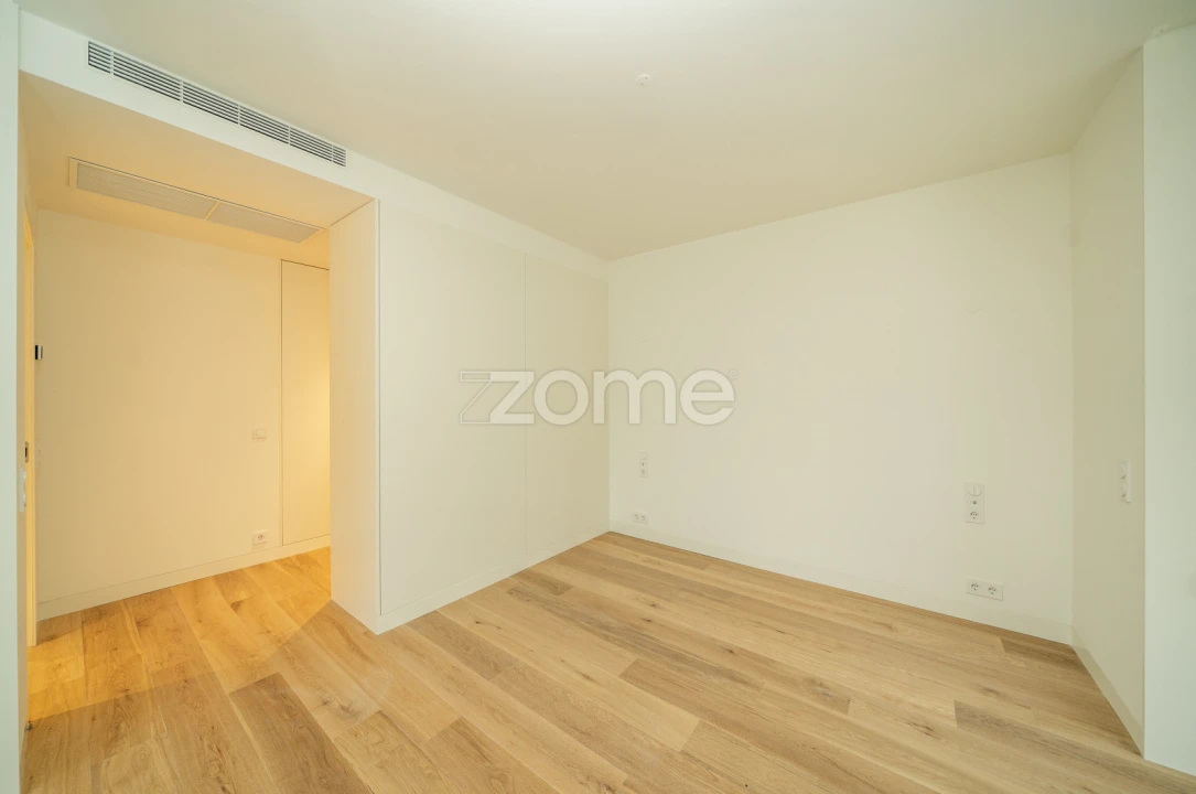 Apartamento T2 para Arrendamento em Aldoar, Foz do Douro e Nevogilde Foto 28