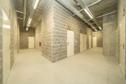 Apartamento T2 para Arrendamento em Aldoar, Foz do Douro e Nevogilde