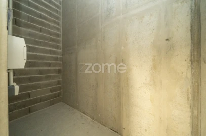 Apartamento T2 para Arrendamento em Aldoar, Foz do Douro e Nevogilde