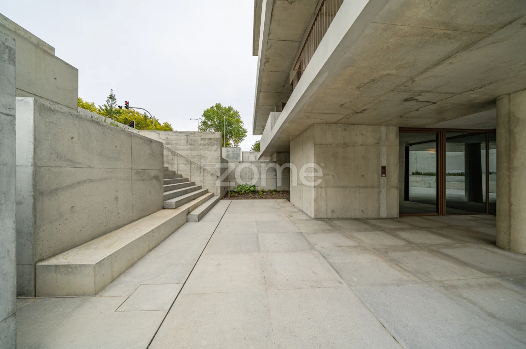 Apartamento T2 para Arrendamento em Aldoar, Foz do Douro e Nevogilde Foto 35