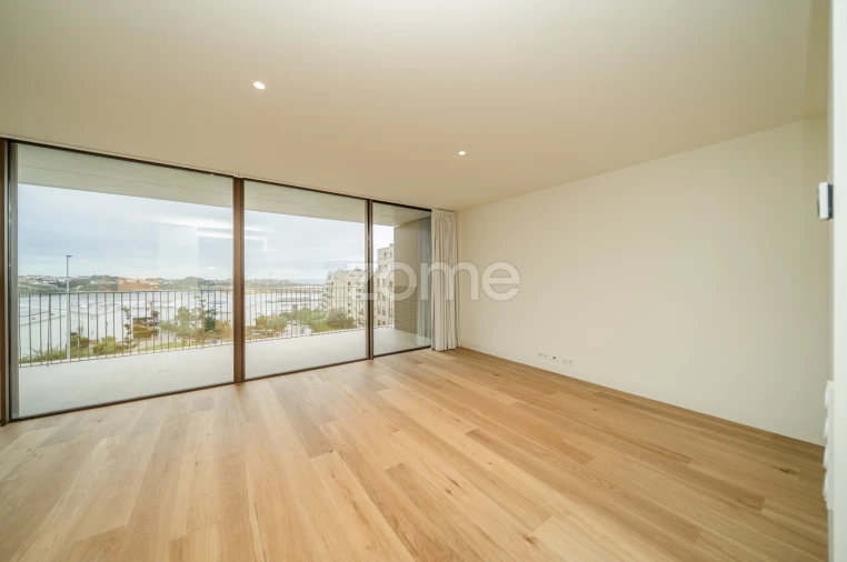 Apartamento T2 para Arrendamento em Aldoar, Foz do Douro e Nevogilde Foto 13