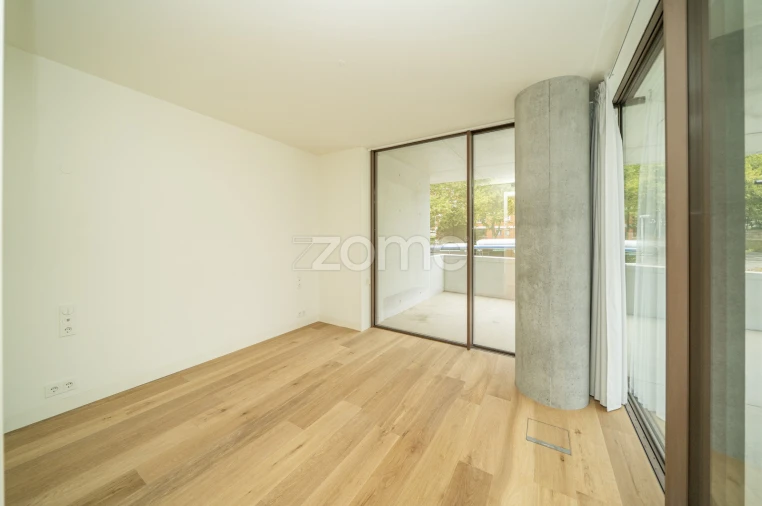 Apartamento T2 para Arrendamento em Aldoar, Foz do Douro e Nevogilde Foto 21