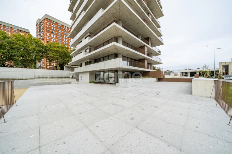 Apartamento T2 para Arrendamento em Aldoar, Foz do Douro e Nevogilde Foto 45