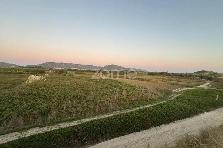 Terreno para Venda em Belinho e Mar Foto 7