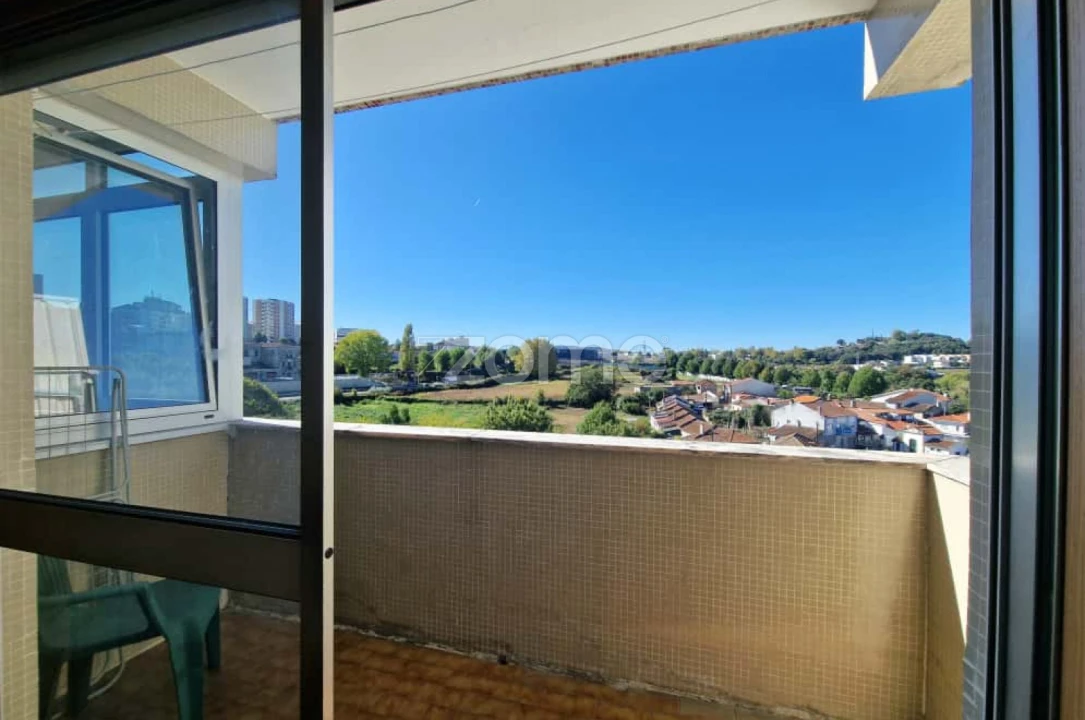 Apartamento T1 para Arrendamento em Braga (Maximinos, Sé e Cividade) Foto 18