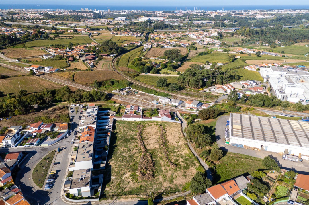 Terreno para Venda em Custóias, Leça do Balio e Guifões Foto 2
