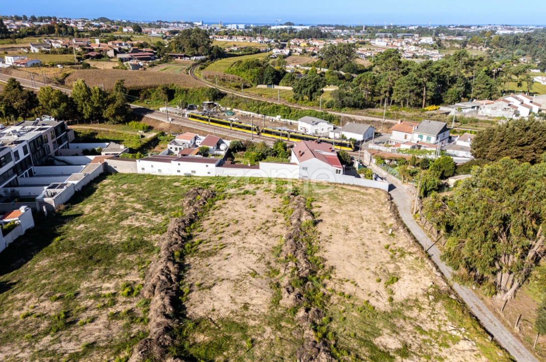 Terreno para Venda em Custóias, Leça do Balio e Guifões Foto 5