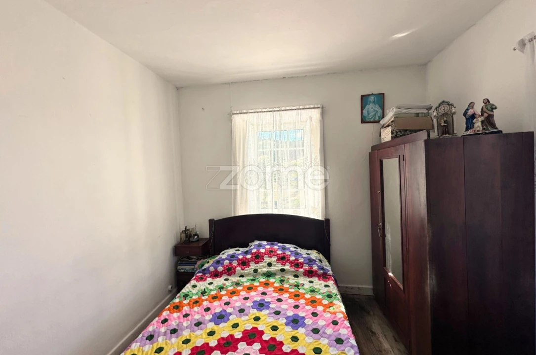 Moradia T2 para Venda em Santa Barbara Foto 10