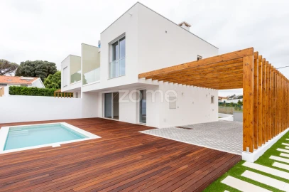 Moradia T3 para Venda em Sesimbra (Castelo)