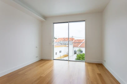 Moradia T3 para Venda em Sesimbra (Castelo)
