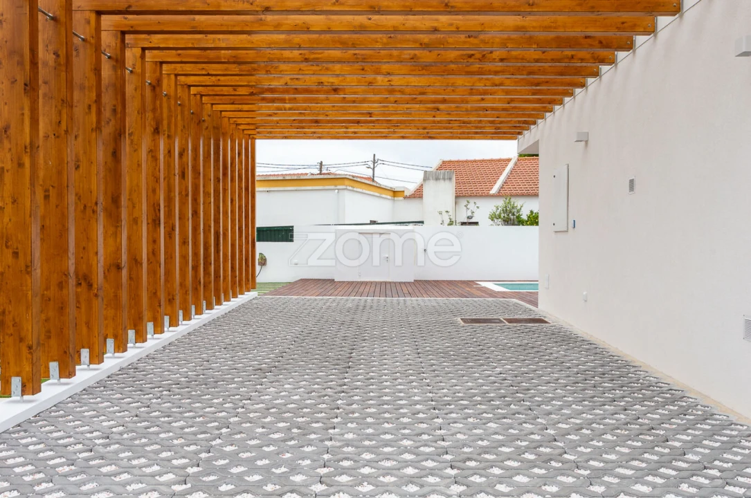 Moradia T3 para Venda em Sesimbra (Castelo) Foto 5
