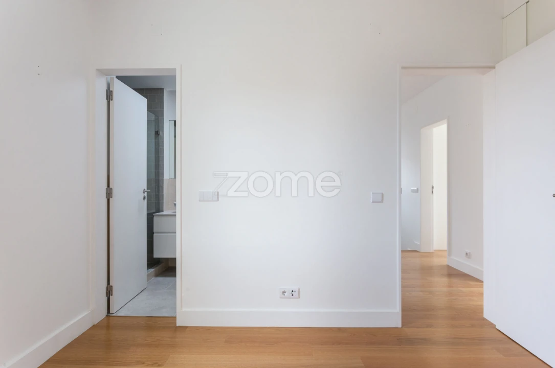 Moradia T3 para Venda em Sesimbra (Castelo) Foto 25