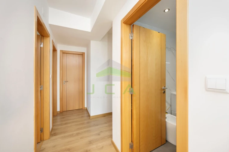 Apartamento T2 para Venda em Leiria, Pousos, Barreira e Cortes Foto 9