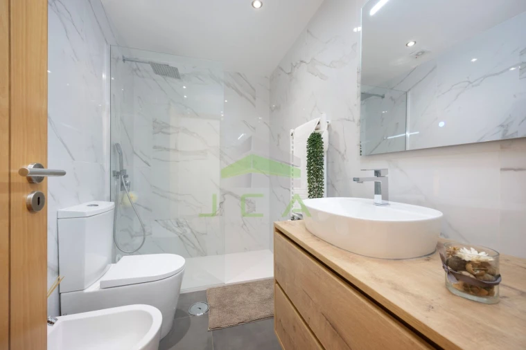 Apartamento T2 para Venda em Leiria, Pousos, Barreira e Cortes Foto 10