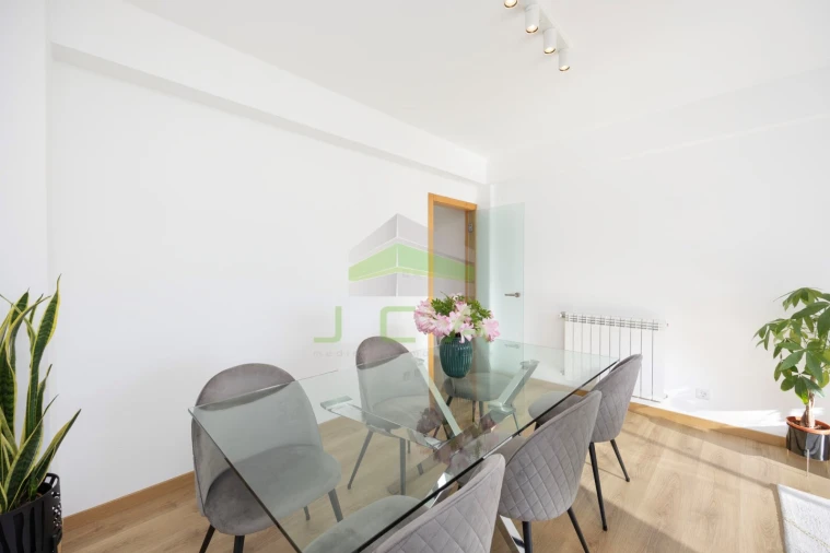 Apartamento T2 para Venda em Leiria, Pousos, Barreira e Cortes Foto 13