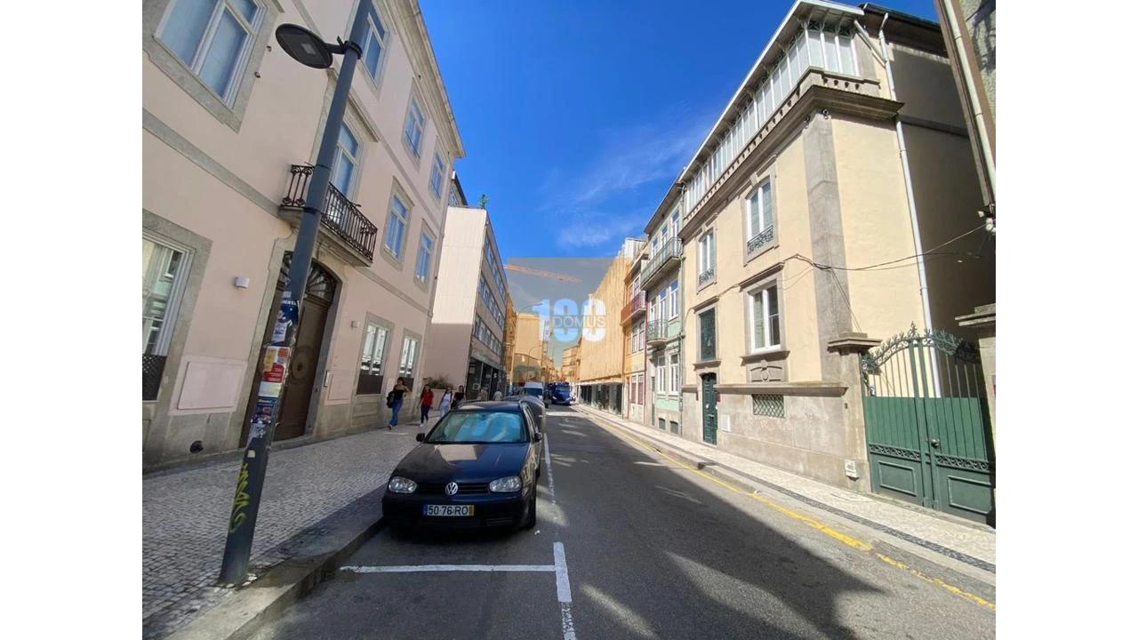 Apartamento T2 para Venda em Cedofeita, Santo Ildefonso, Sé, Miragaia, São Nicolau e Vitória Foto 21