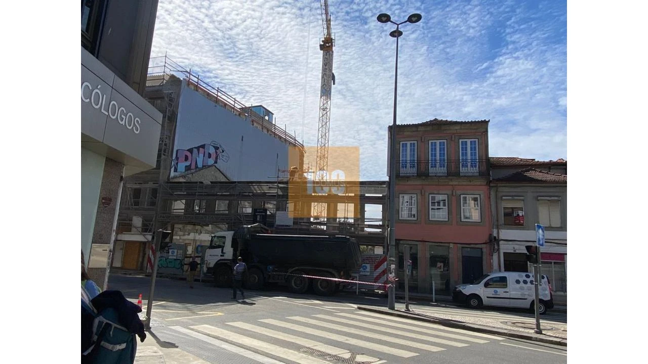 Apartamento T2 para Venda em Cedofeita, Santo Ildefonso, Sé, Miragaia, São Nicolau e Vitória Foto 8