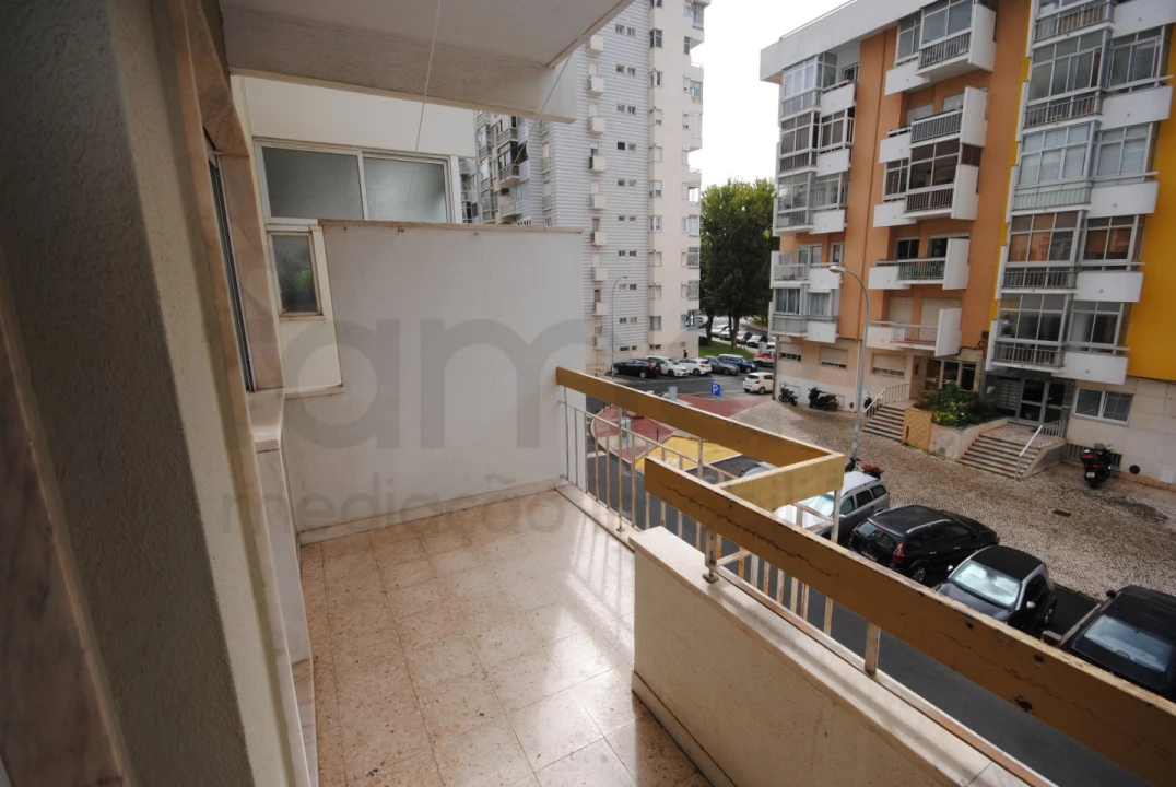 Apartamento T2 para Venda em Oeiras e São Julião da Barra, Paço de Arcos e Caxias Foto 2