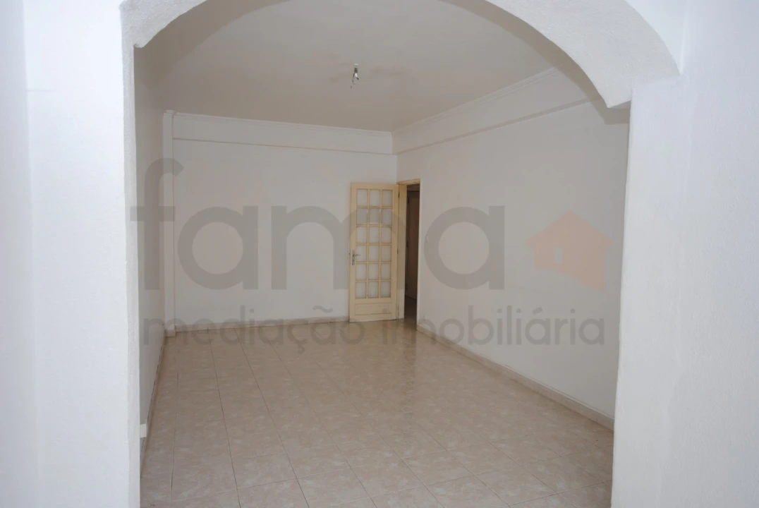 Apartamento T2 para Venda em Oeiras e São Julião da Barra, Paço de Arcos e Caxias Foto 11