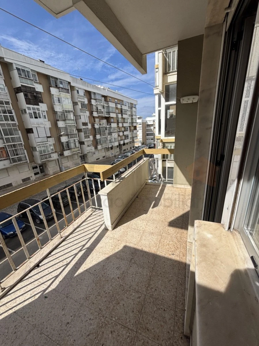 Apartamento T2 para Venda em Oeiras e São Julião da Barra, Paço de Arcos e Caxias Foto 41