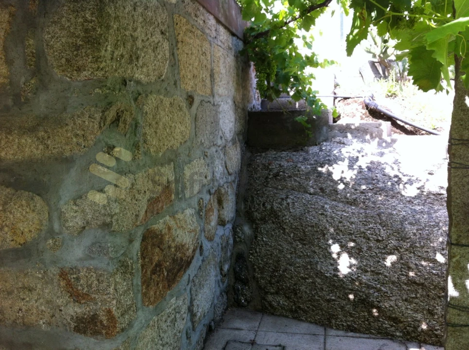 Terreno para Venda em Vila Boa de Quires e Maureles Foto 4