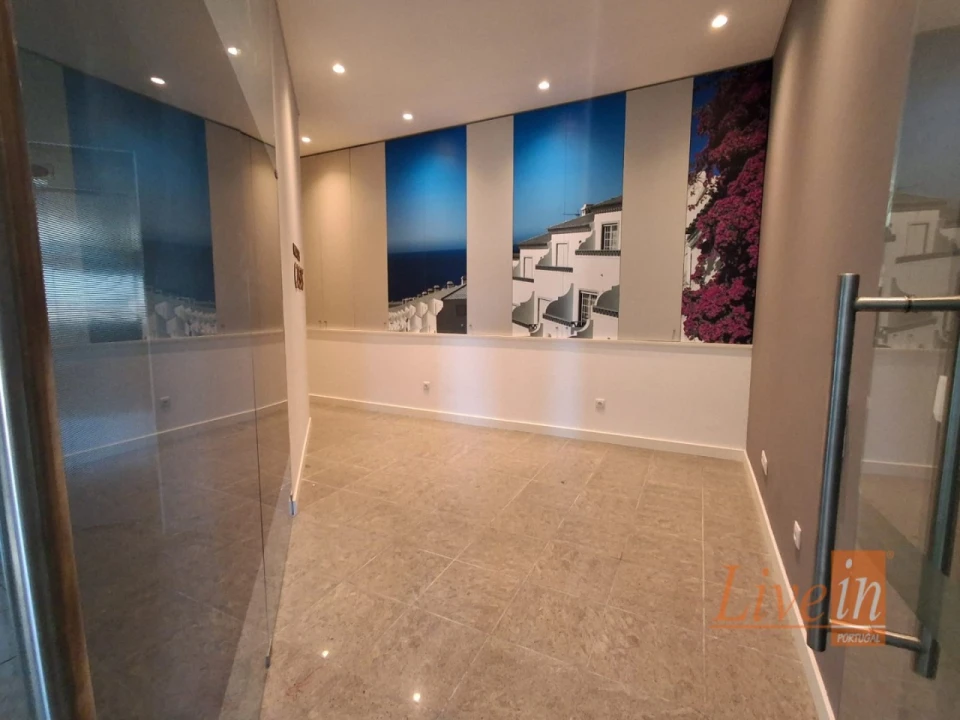 Loja para Arrendamento em Ericeira Foto 6