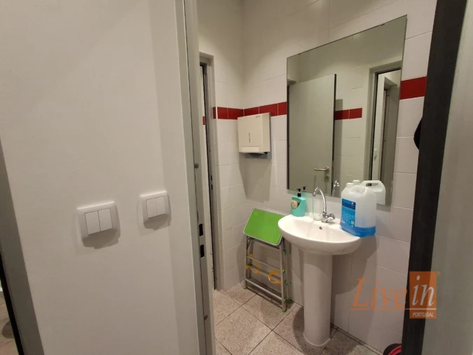 Loja para Arrendamento em Ericeira Foto 23