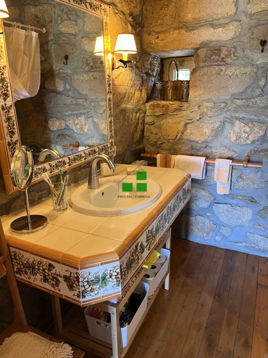 Quinta T2 para Venda em São Mamede de Ribatua Foto 37