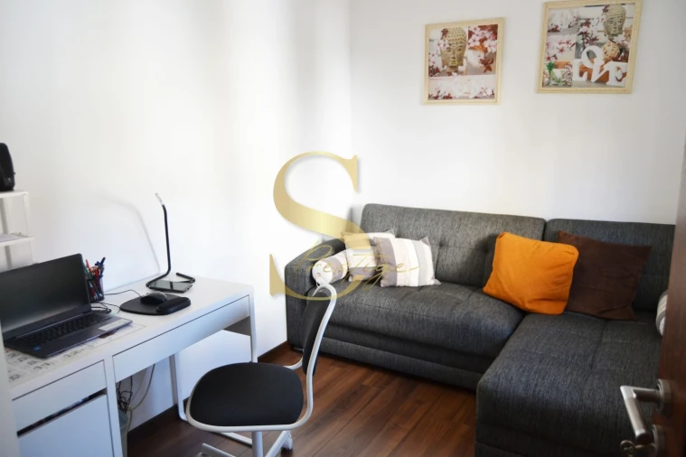 Moradia T4 para Venda em Gaeiras Foto 26