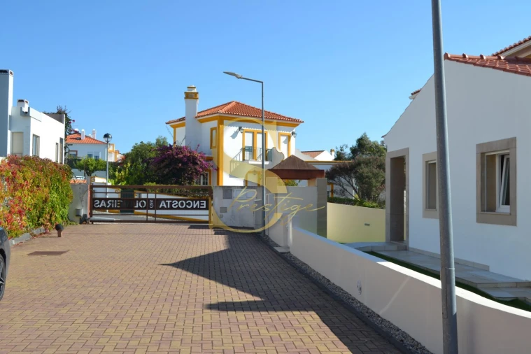 Moradia T4 para Venda em Gaeiras Foto 38