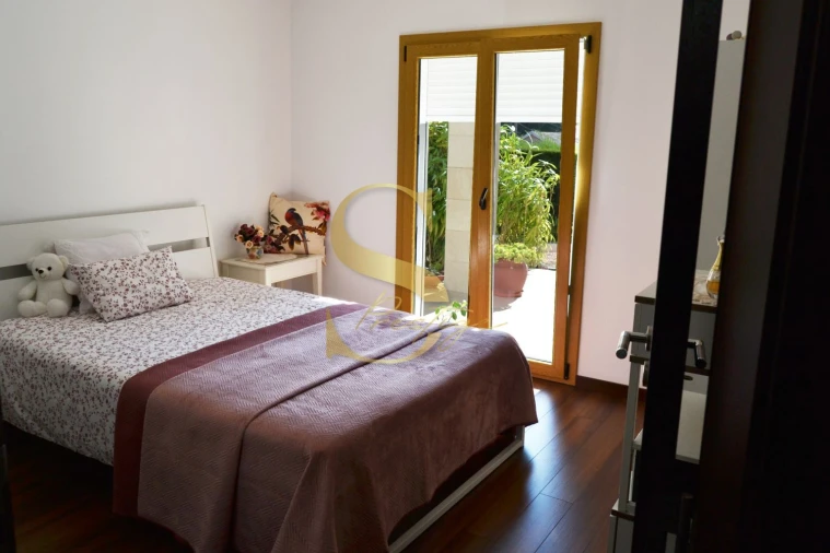 Moradia T4 para Venda em Gaeiras Foto 19