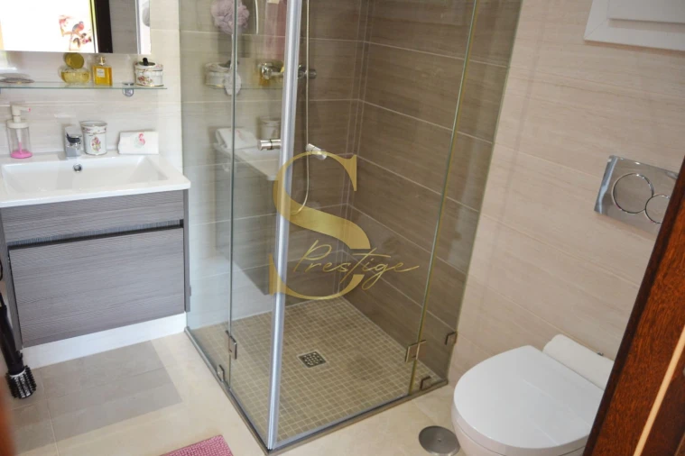 Moradia T4 para Venda em Gaeiras Foto 21