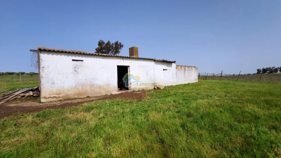 Quinta T2 para Venda em Granja Foto 4