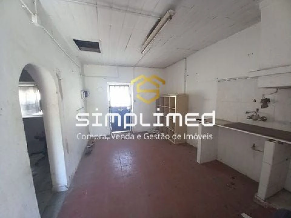 Moradia T1 para Venda em Santo Antonio da Charneca Foto 4