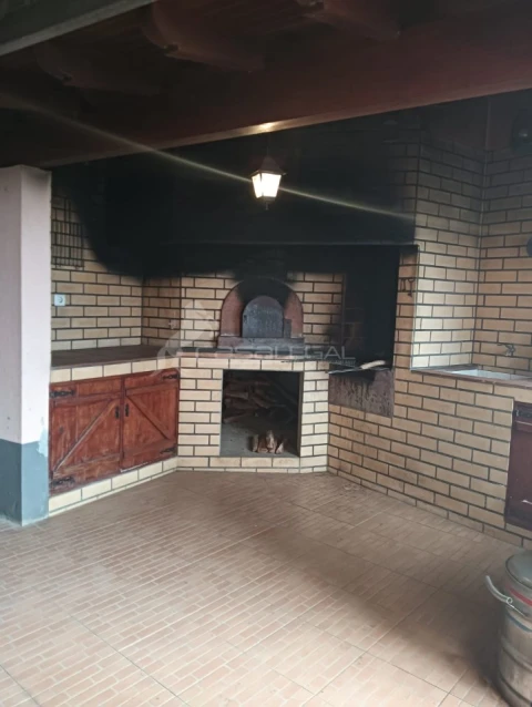 Moradia T3 para Venda em Santa Cruz