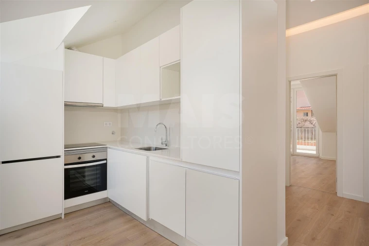 Apartamento T2 para Arrendamento em Beato Foto 12